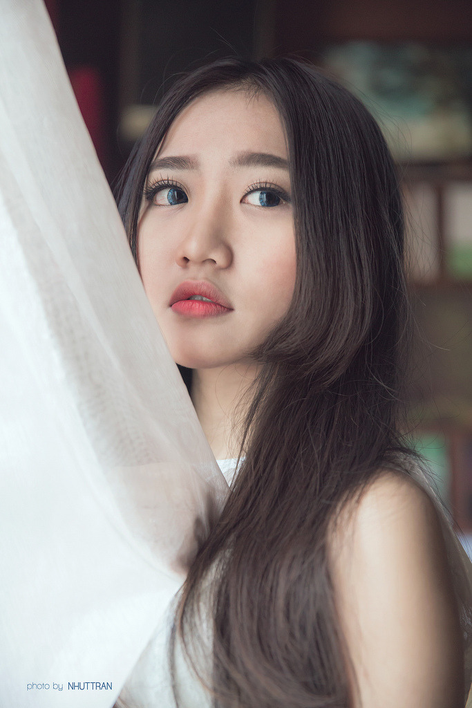 制服丝袜第一页在线